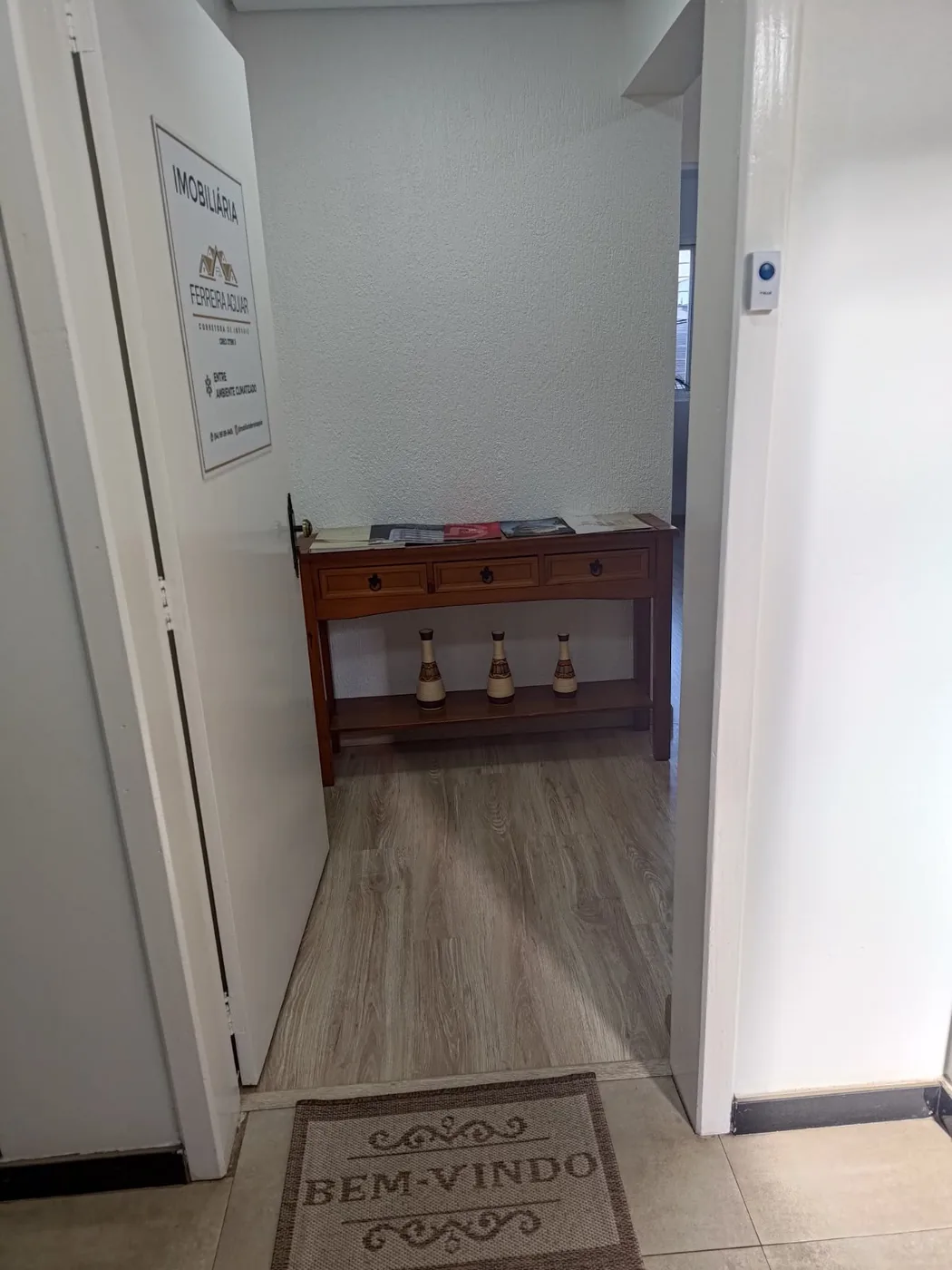 Entrada da imobiliária
