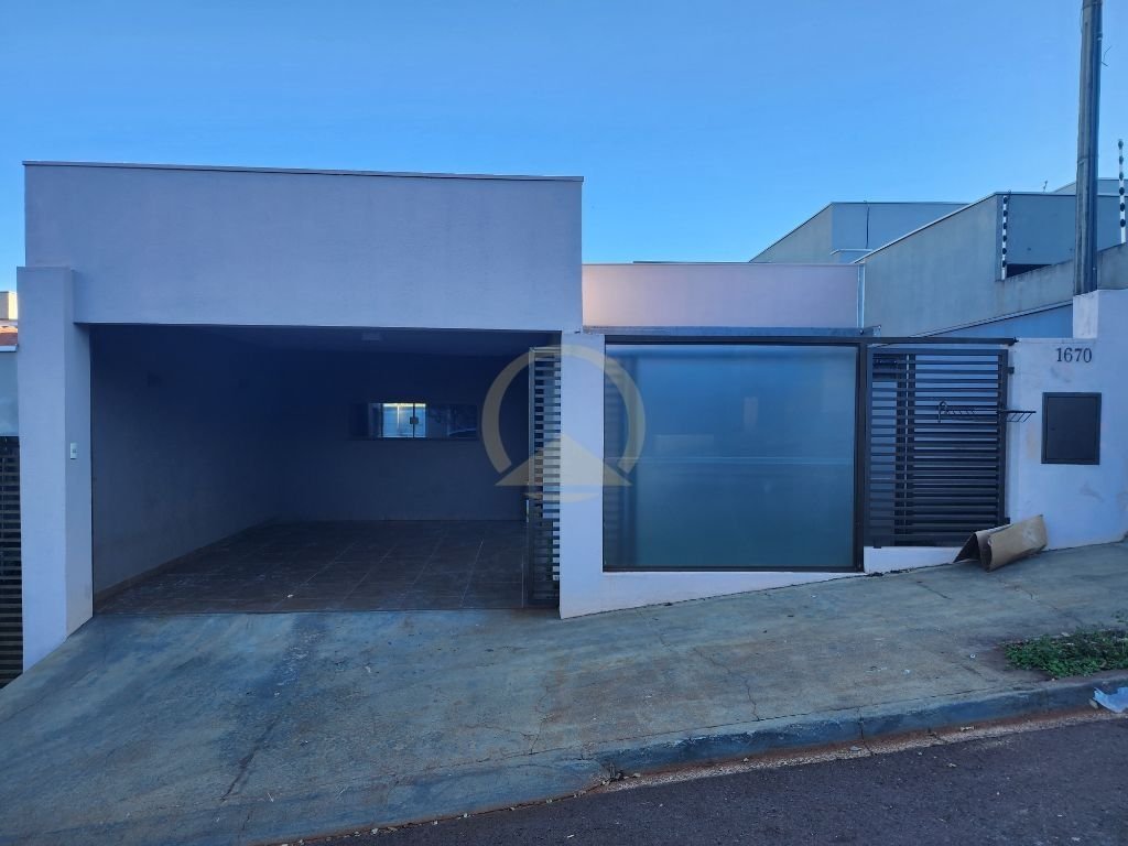 Casa com suíte no Jardim San Marino