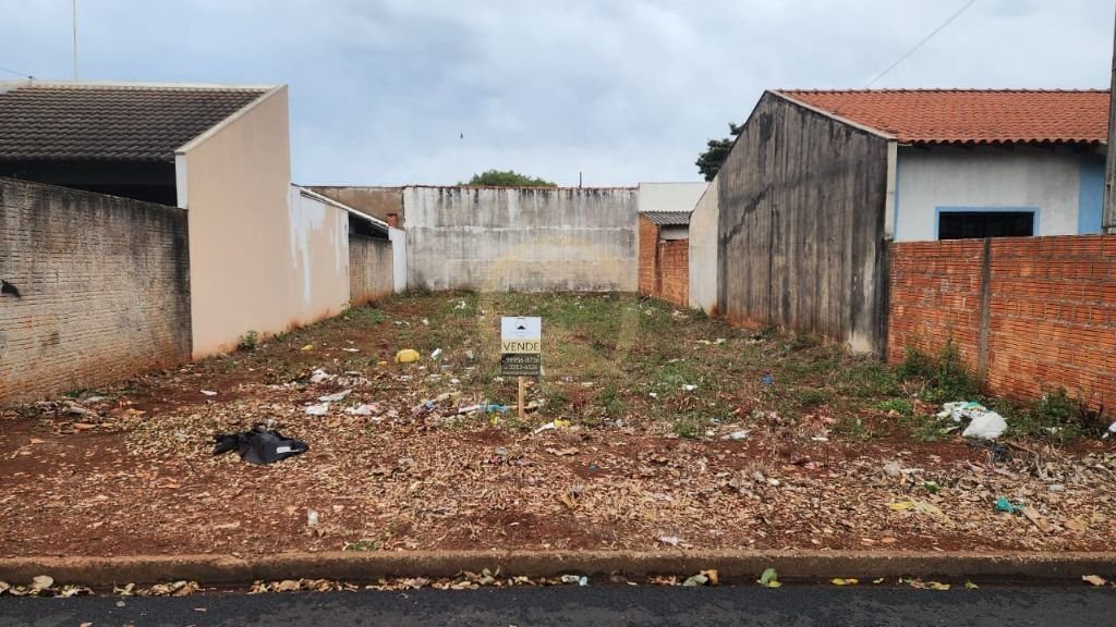 Terreno comercial no Jardim José Erdei